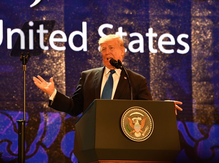 Tổng thống Mỹ ở APEC 2017: Chúng ta không còn là kẻ thù! - Ảnh 2.