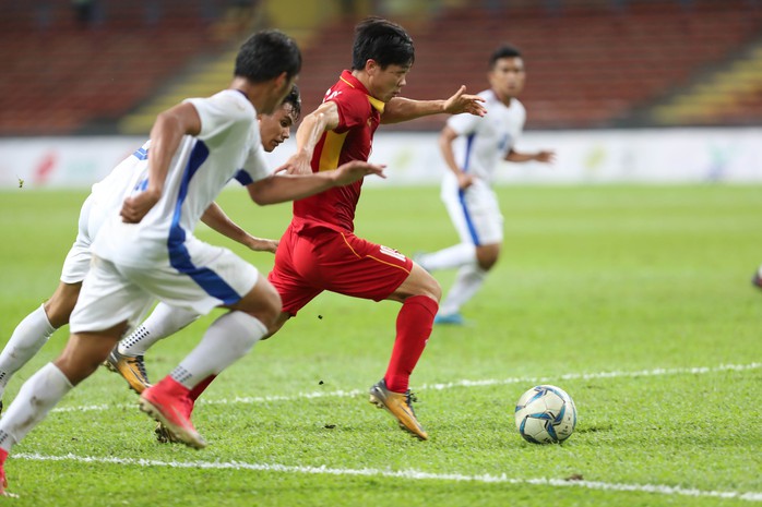 U22 Việt Nam - Philippines 4-0: Xây chắc ngôi đầu - Ảnh 6.