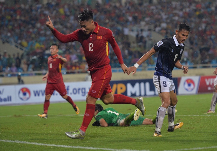 Thắng 5 sao Campuchia, Việt Nam đặt 1 chân vào VCK Asian Cup - Ảnh 15.
