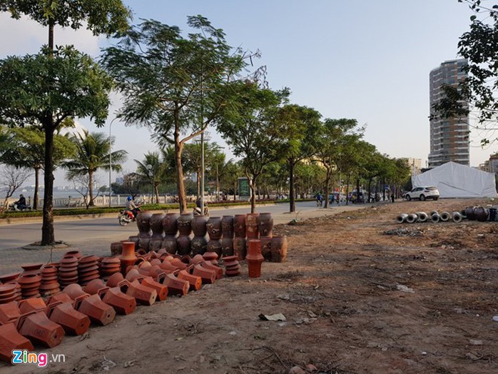 Mặt bằng bán hàng Tết, có tiền cũng khó thuê được - Ảnh 3.