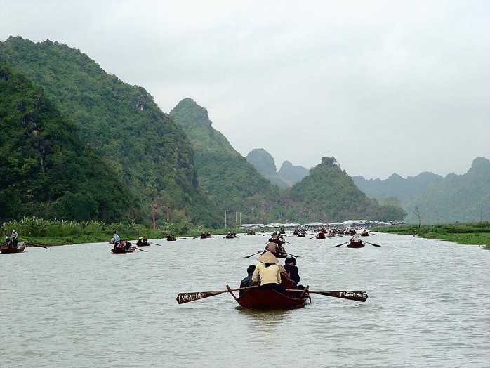 Xiêu lòng với những cảnh đẹp nên thơ ở chùa Hương - Ảnh 3. Xiêu lòng với những cảnh đẹp nên thơ ở chùa Hương - Ảnh 3.