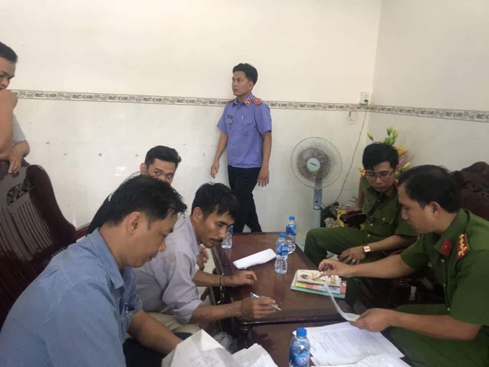Bắt đối tượng dùng Facebook kích động người dân biểu tình - Ảnh 1. Bắt đối tượng dùng Facebook kích động người dân biểu tình - Ảnh 1.