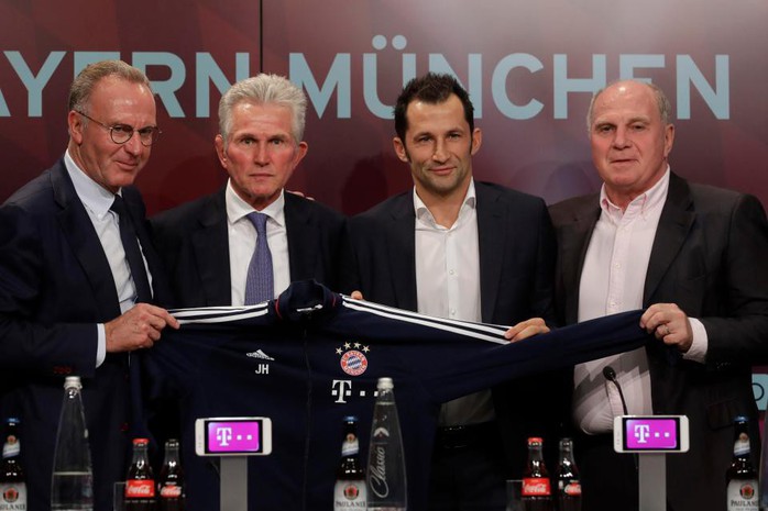 Bayern Munich họp bất thường, bổ nhiệm HLV Wenger? - Ảnh 1.