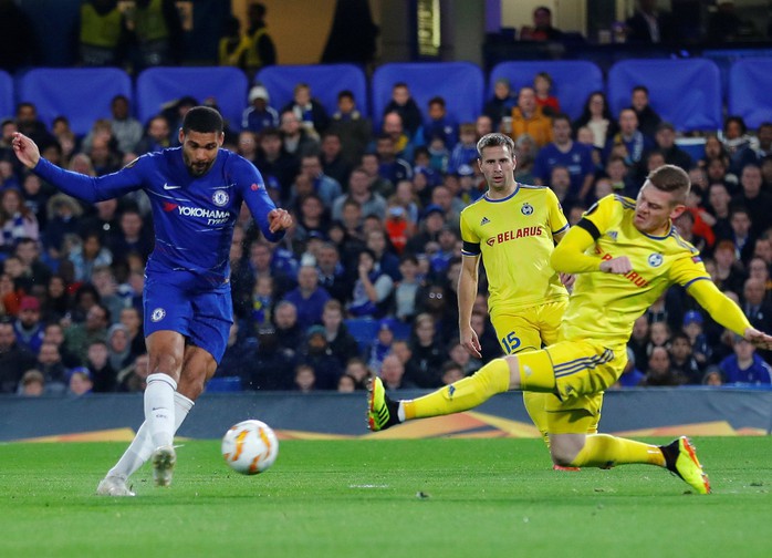 Sao lạ Loftus-Cheek lập hat-trick, Chelsea bay cao ở London - Ảnh 3.