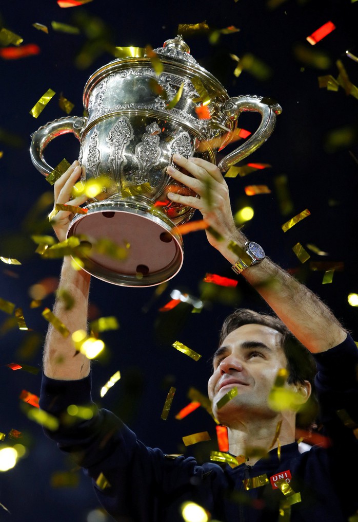 Federer: Từ cậu bé nhặt bóng thành huyền thoại sống quần vợt thế giới - Ảnh 7.
