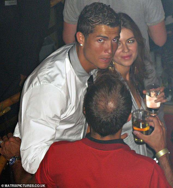 Ronaldo phủ nhận toàn bộ cáo buộc hiếp dâm năm 2009 - Ảnh 1.