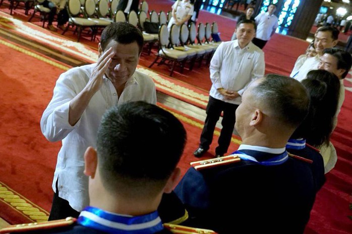 Ông Duterte bất ngờ đề cập đến bệnh ung thư - Ảnh 2.