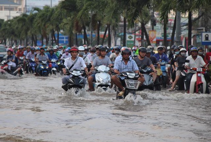 Người Cần Thơ khốn đốn vì đi đâu cũng gặp bà thủy - Ảnh 8.