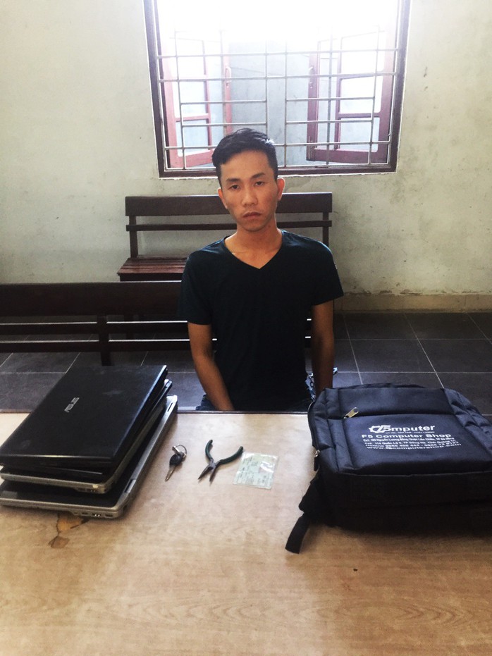 Bắt giữ đối tượng chuyên trộm laptop của sinh viên Đà Nẵng - Ảnh 1.