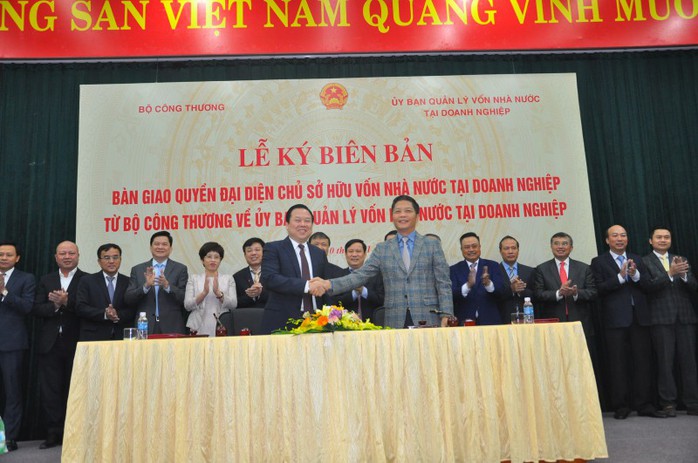 Bộ Công Thương bàn giao 6 ông lớn về siêu ủy ban - Ảnh 1.