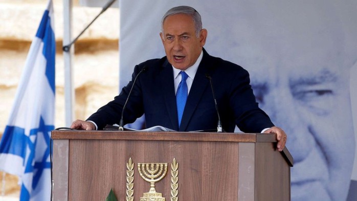 Thủ tướng Israel ôm nhiều chức nhưng chính phủ có nguy cơ sụp đổ - Ảnh 2.