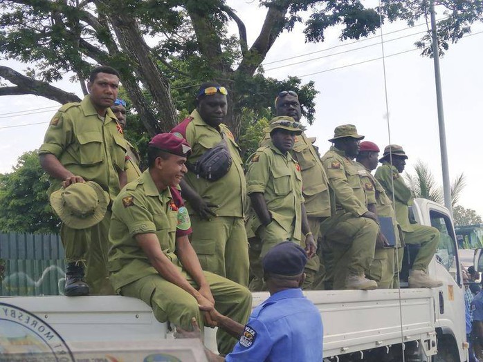 Papua New Guinea: Hàng trăm nhân viên an ninh đập phá đòi tiền hậu APEC - Ảnh 2.