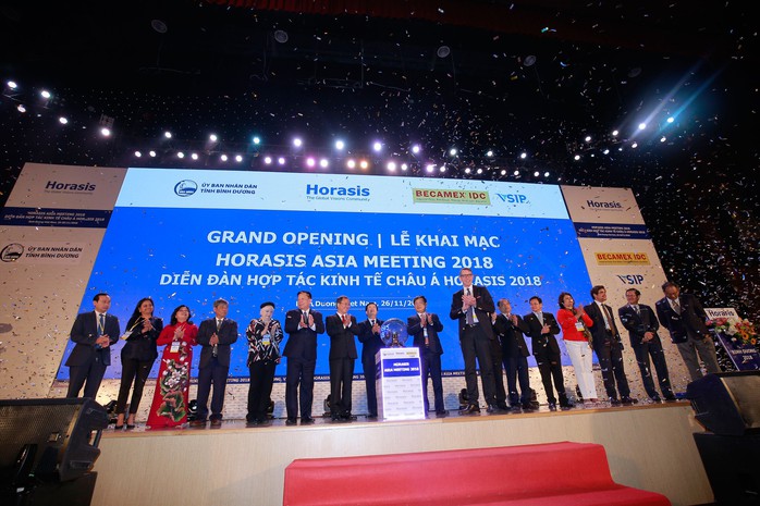 Lãnh đạo và CEO của 60 quốc gia bàn hợp tác kinh tế - Ảnh 1. Lãnh đạo và CEO của 60 quốc gia bàn hợp tác kinh tế - Ảnh 1.