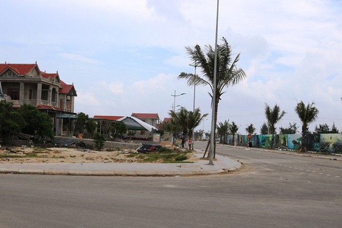 Cần sớm hạn chế “bong bóng” bất động sản - Ảnh 1. Cần sớm hạn chế “bong bóng” bất động sản - Ảnh 1.