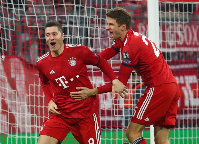 Bayern Munich, Real Madrid cứu ghế HLV, vượt vòng bảng Champions League - Ảnh 2.