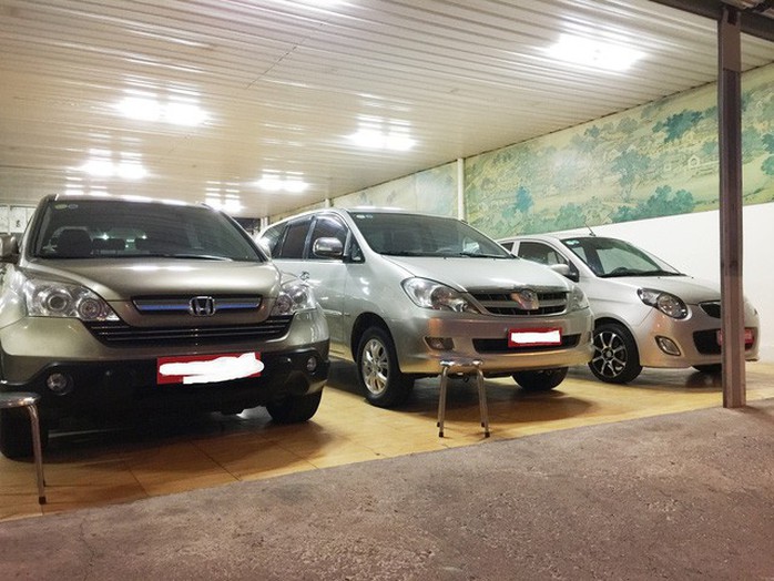 Cuối năm, xế hộp 7 chỗ hâm nóng thị trường xe cũ - Ảnh 1. Cuối năm, xế hộp 7 chỗ hâm nóng thị trường xe cũ - Ảnh 1.
