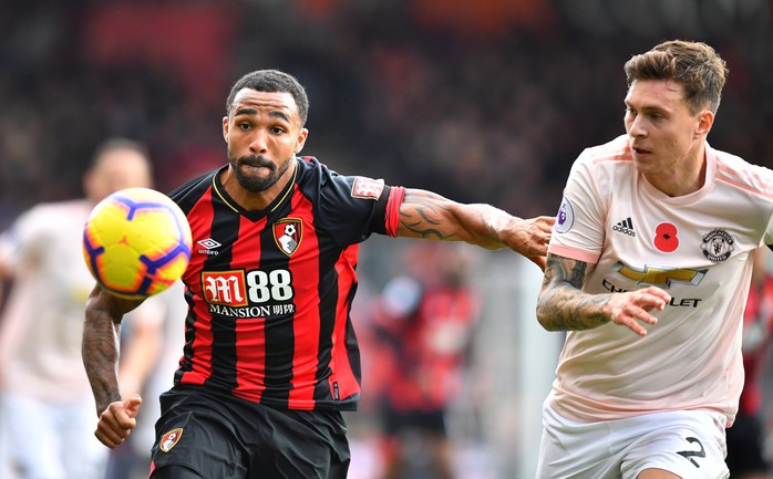 Xé lưới Man United, Callum Wilson nhận quà từ tuyển Anh - Ảnh 1.