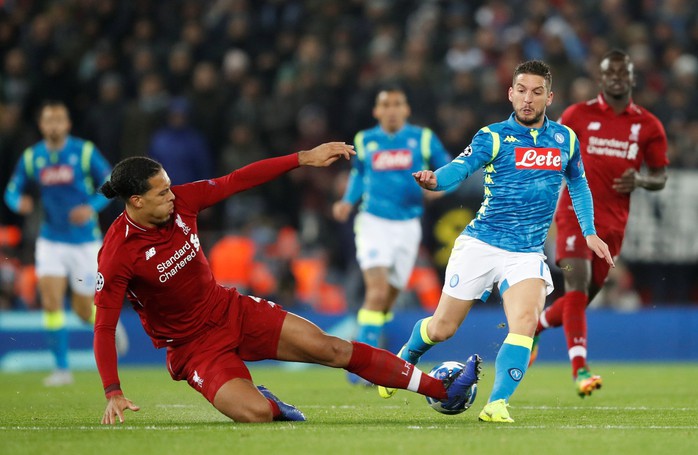 Salah cứu á quân Liverpool, Tottenham thoát hiểm Champions League - Ảnh 1.