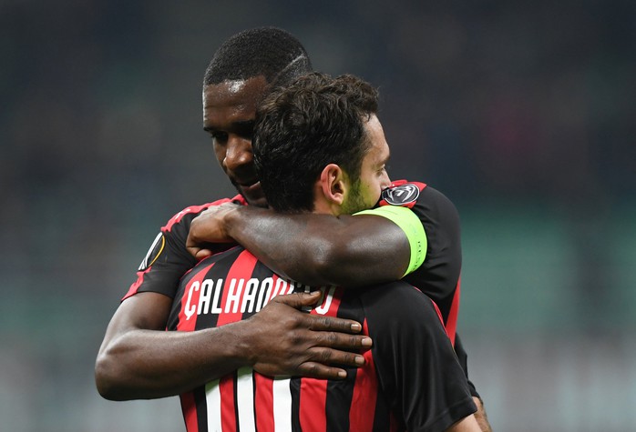 Cựu vương châu Âu AC Milan thua thảm ở Europa League - Ảnh 2.