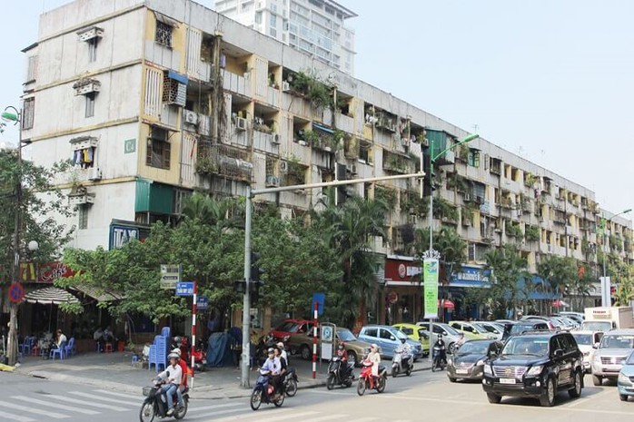 Vì sao doanh nghiệp không mặn mà cải tạo chung cư cũ? - Ảnh 1. Vì sao doanh nghiệp không mặn mà cải tạo chung cư cũ? - Ảnh 1.