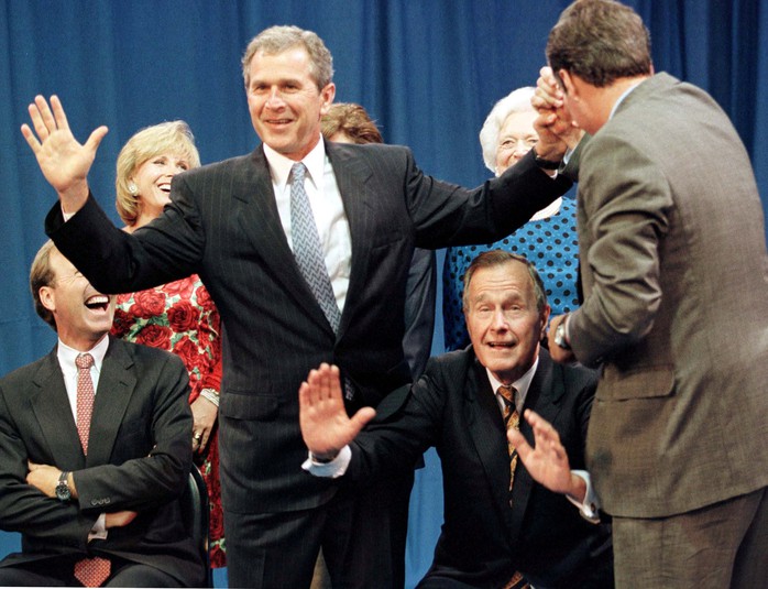 Tiết lộ lời cuối của cựu Tổng thống Bush cha - Ảnh 1.