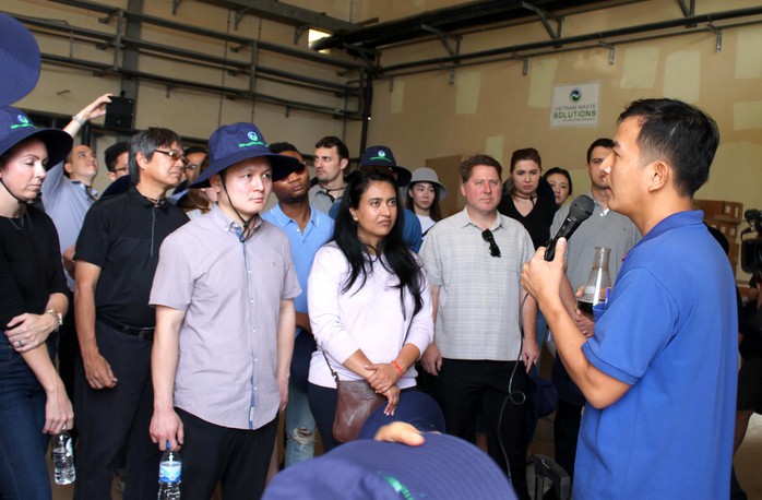 Sinh viên MBA từ Mỹ đến Khu liên hợp Đa Phước học tập thực tế - Ảnh 2. Sinh viên MBA từ Mỹ đến Khu liên hợp Đa Phước học tập thực tế - Ảnh 2.