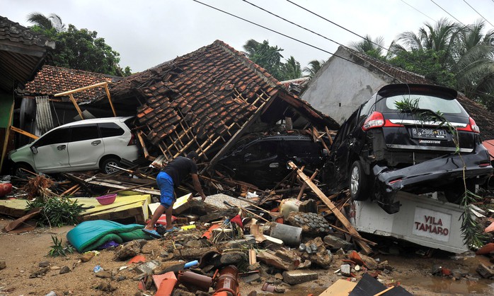 Vì sao sóng thần núi lửa tại Indonesia thảm khốc quá sức tưởng tượng? - Ảnh 1.