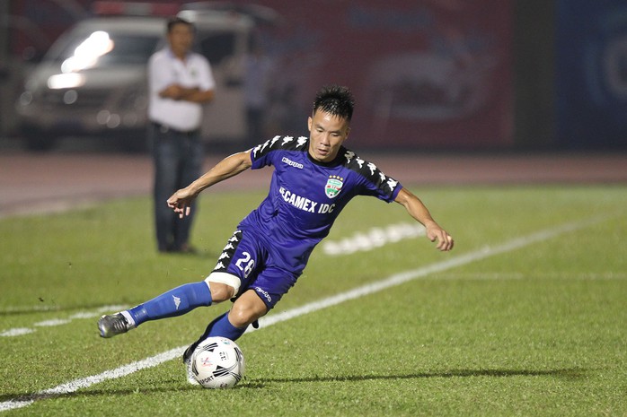 Bình Dương chia điểm Đà Nẵng trong trận cầu 4 bàn thắng - Ảnh 2.