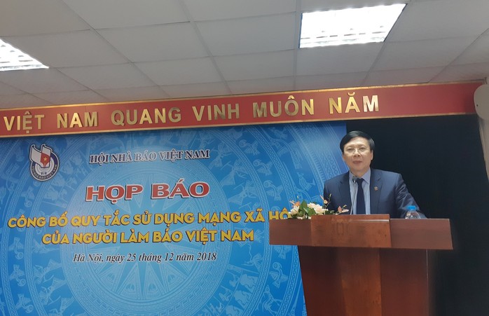 8 điều người làm báo Việt Nam không được làm khi tham gia mạng xã hội - Ảnh 1.