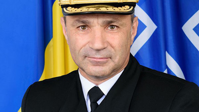Đô đốc Ukraine muốn ngồi tù thay các thủy thủ bị Nga bắt - Ảnh 1.