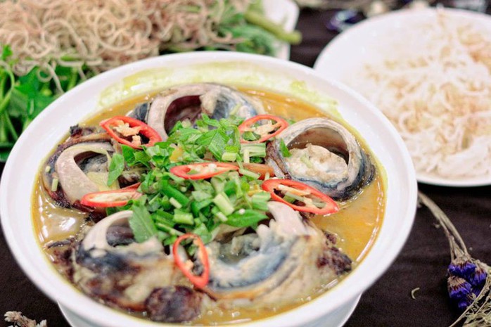 Món đặc sản Phú Yên nhìn phát sợ nhưng lại gây nghiện - Ảnh 1. Món đặc sản Phú Yên nhìn phát sợ nhưng lại gây nghiện - Ảnh 1.
