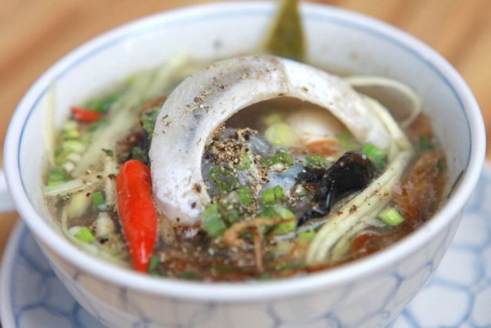 Món đặc sản Phú Yên nhìn phát sợ nhưng lại gây nghiện - Ảnh 3. Món đặc sản Phú Yên nhìn phát sợ nhưng lại gây nghiện - Ảnh 3.