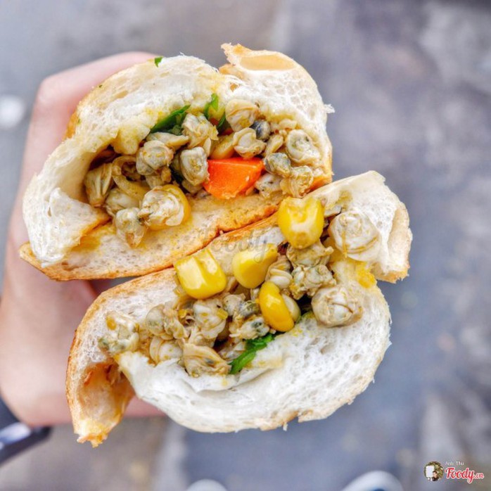 Những quán bánh mì ngon độc lạ chỉ có ở Sài Gòn, dân ‘sành ăn’ nhất định đừng bỏ lỡ! - Ảnh 8. Những quán bánh mì ngon độc lạ chỉ có ở Sài Gòn, dân ‘sành ăn’ nhất định đừng bỏ lỡ! - Ảnh 8.