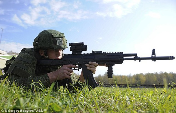 Nga trang bị phiên bản súng AK mới cho chiến binh tương lai - Ảnh 1.