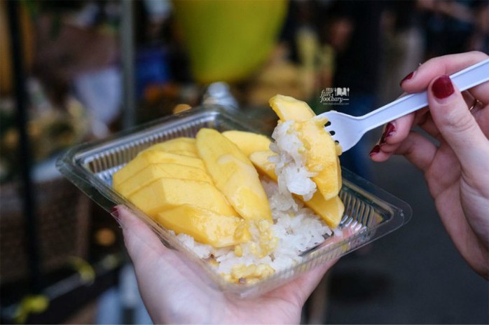 12 món ngon ứa nước miếng ở chợ đêm Bangkok - Ảnh 8.