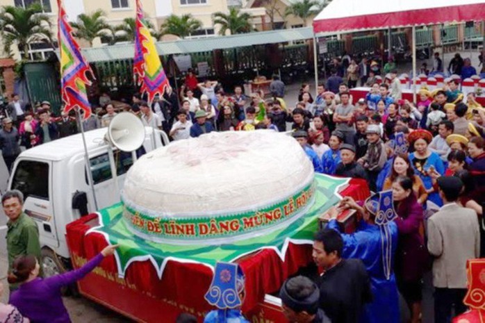 Sầm Sơn xin dâng bánh giầy 3 tấn dịp giỗ tổ Hùng Vương - Ảnh 1.