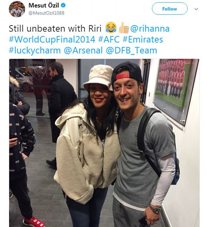 Ca sĩ bốc lửa Rihanna là một Gooner thật sự - Ảnh 3.