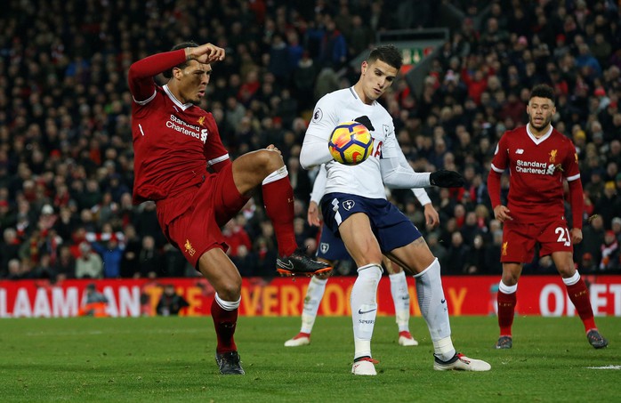 Trung vệ Liverpool tố Kane và Lamela đóng kịch giỏi - Ảnh 6.