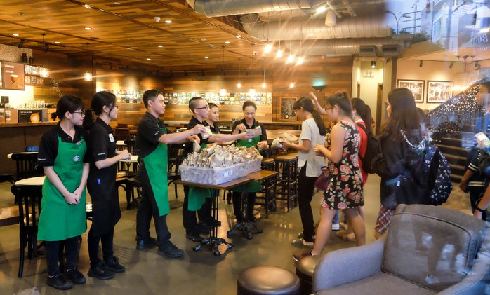 Starbucks tập trung đưa cà phê Đà Lạt vào chế biến - Ảnh 1. Starbucks tập trung đưa cà phê Đà Lạt vào chế biến - Ảnh 1.