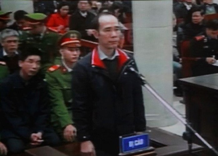 Tòa xử ông Đinh La Thăng và đồng phạm: Thẩm vấn bị cáo Vũ Đức Thuận - Ảnh 6.