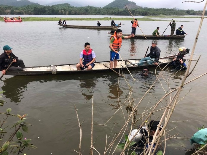 Tìm thấy thi thể cháu bé chăn trâu sau 2 ngày mất tích - Ảnh 1.