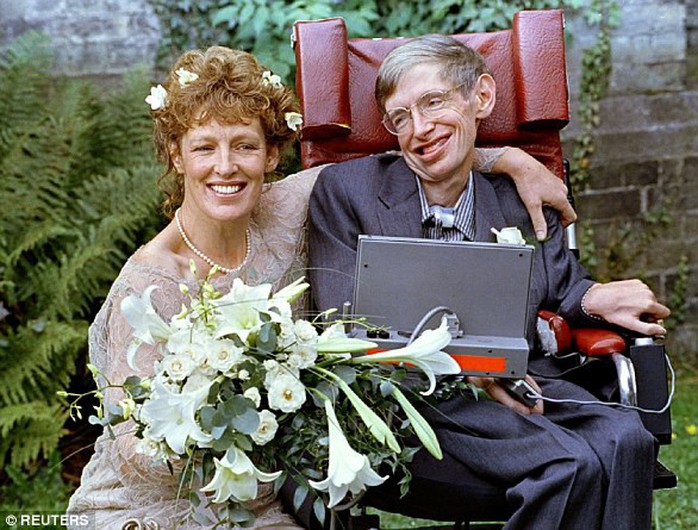 Ông hoàng vật lý vũ trụ Stephen Hawking qua đời - Ảnh 5.