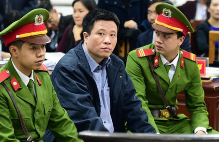 Ông Đinh La Thăng hầu toà xử đại án 800 tỉ đồng, triệu tập Hà Văn Thắm - Ảnh 2.