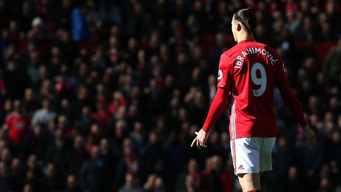 M.U xác nhận chấm dứt hợp đồng với Ibrahimovic - Ảnh 1.