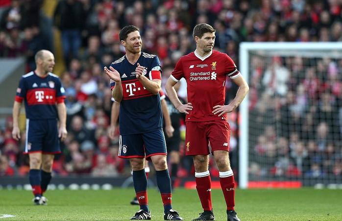 Xem Gerrard, Alonso tái xuất trong trận cầu 10 bàn thắng với Bayern - Ảnh 10.