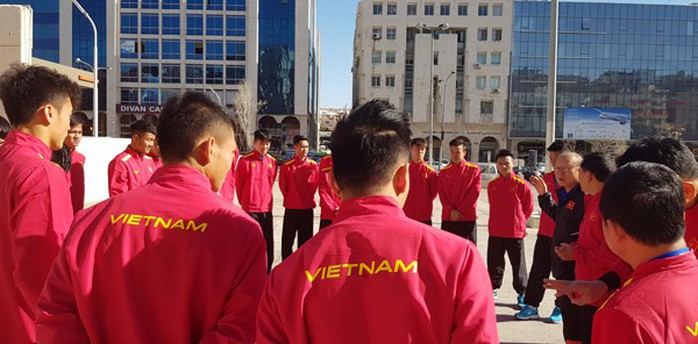 Qua buổi tập đầu tiên tại Jordan, tuyển Việt Nam đã sẵn sàng - Ảnh 4.