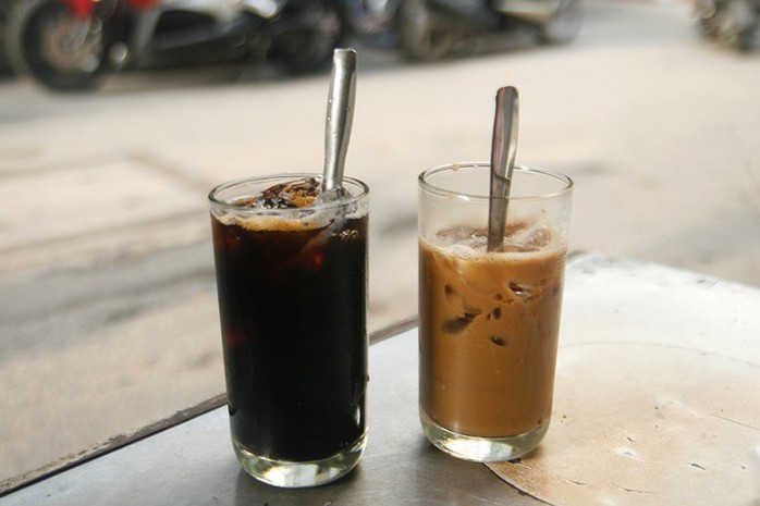 5 địa chỉ cho người thích uống cà phê vào sáng sớm ở Sài Gòn - Ảnh 2. 5 địa chỉ cho người thích uống cà phê vào sáng sớm ở Sài Gòn - Ảnh 2.