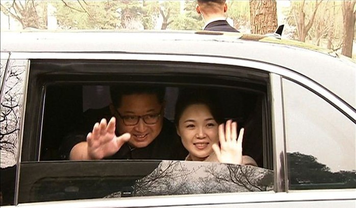 Đằng sau nụ cười của ông Kim Jong-un - Ảnh 5.