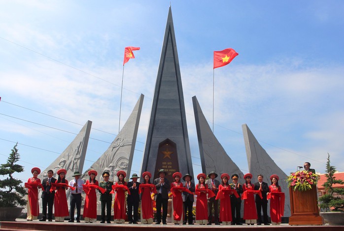 Phú Yên đón nhận bằng di tích lịch sử quốc gia địa điểm Tổng tiến công xuân Mậu Thân - Ảnh 2.
