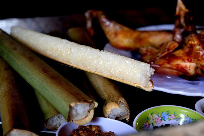Đến Pleiku nếm thử đặc sản cơm lam gà nướng - Ảnh 11. Đến Pleiku nếm thử đặc sản cơm lam gà nướng - Ảnh 11.